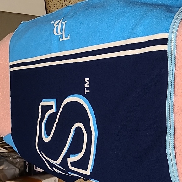 Tampa Bay Rays hooded baby towel New in package - Picture 3 of 6